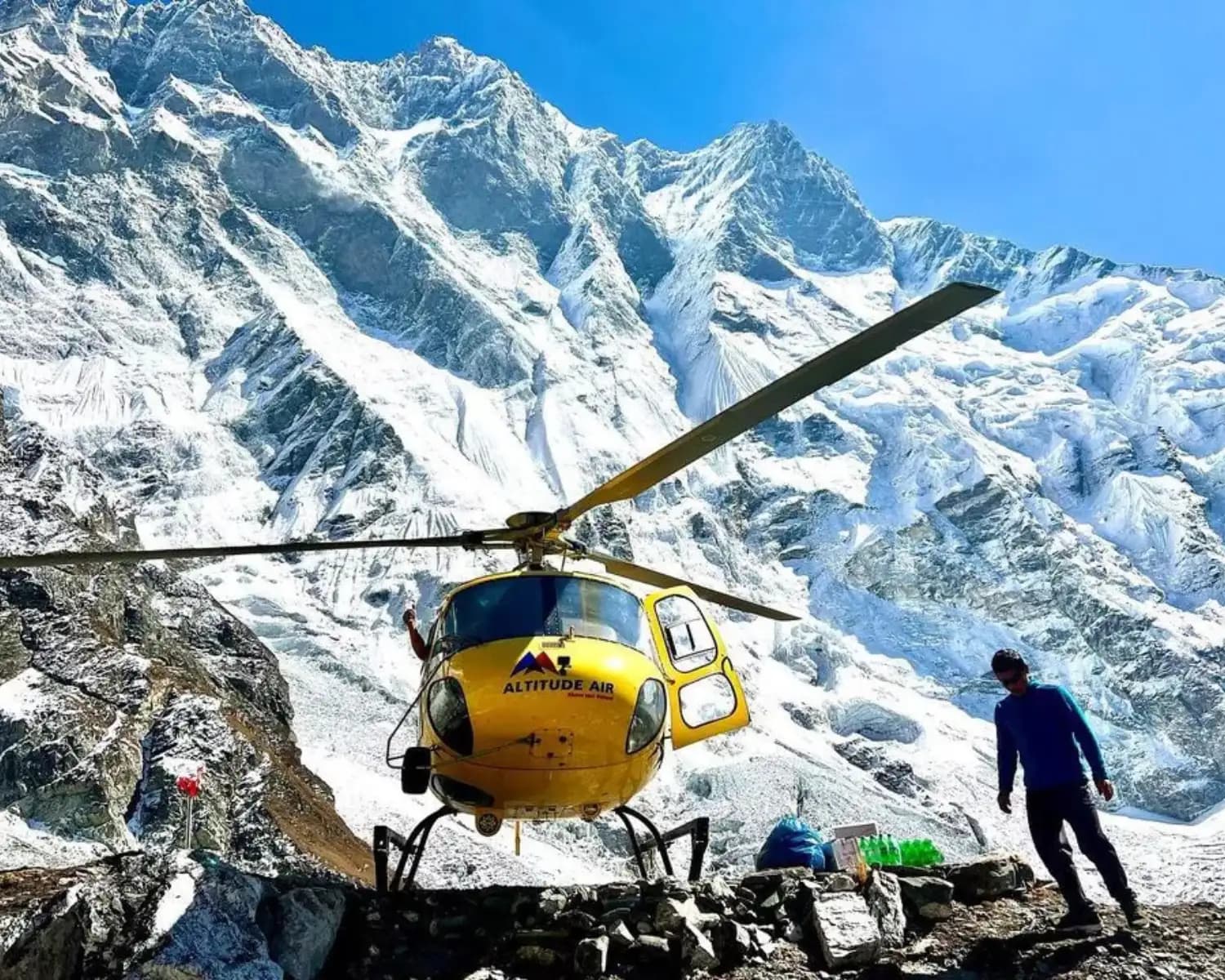 Lobuche to Lukla Helicopter Flight